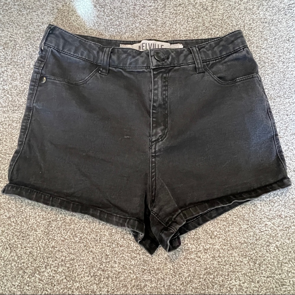 Melville Black Jean Shorts Size 40